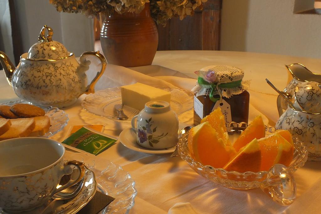 Corte Di Maggio B&B Country House Имола Экстерьер фото